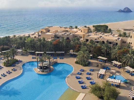 Meramar Resort